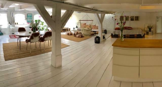A Charming And Beautiful Oasis In The Heart Of Copenhagen Apartment Exterior foto